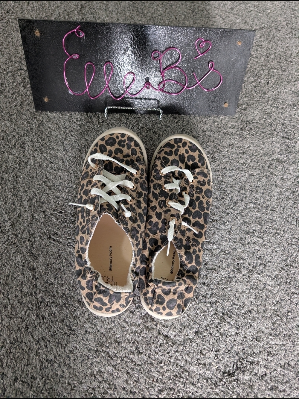 Nwot Time and Tru Leopard Print Lace-Up Sneakers - Tan & Black 8.5W